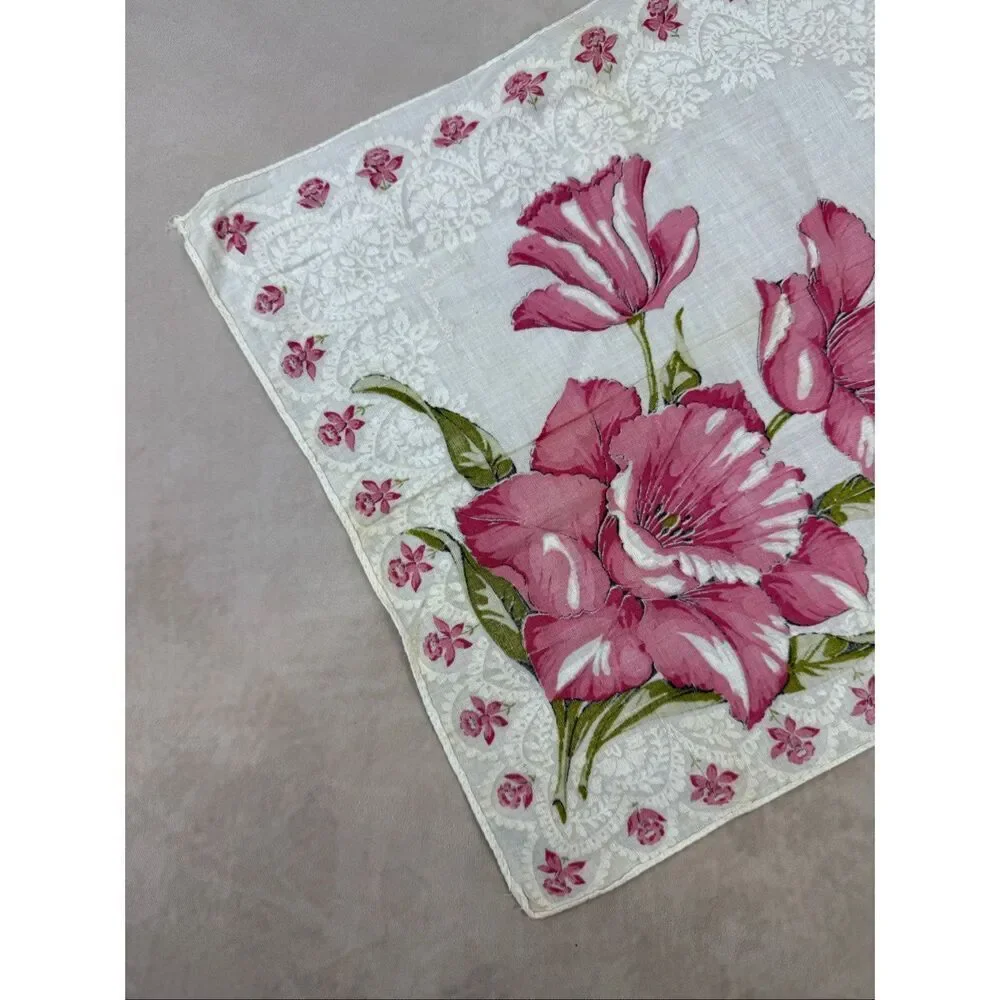 Vintage 1950s Pink Floral Hankie Handkerchief READ